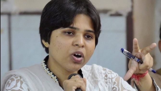 Activist Trupti Desai who led Shani Shingnapur stir hails SC Sabarimala judgement Activist Trupti Desai who led Shani Shingnapur stir hails SC Sabarimala judgement