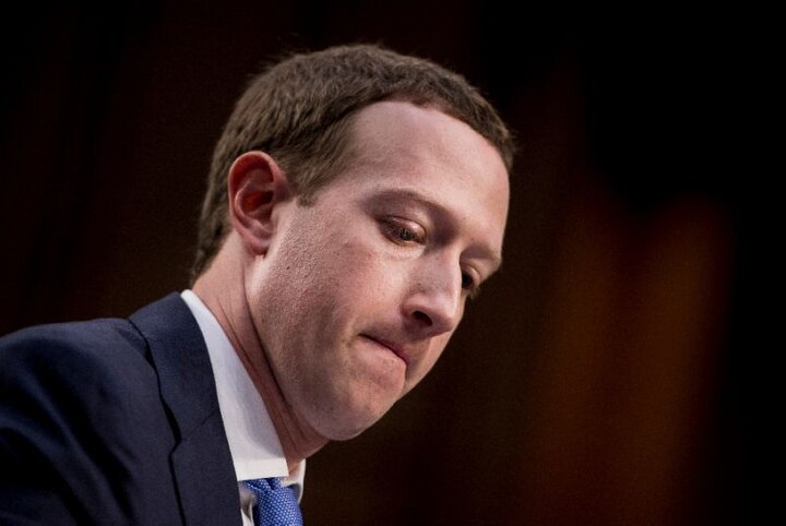 Facebook data breach: Trouble mounts for Mark Zuckerberg as US Senator orders full probe Facebook data breach: Trouble mounts for Zuckerberg as US Senator orders full probe