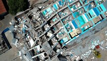 Indonesia earthquake: Quake-hit country asks for help, graves dug for 1000 plus bodies