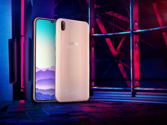 Vivo V11 Pro review: Best design, superlative performance; Here's what makes it an ALL-ROUNDER smartphone Vivo V11 Pro review: Best design, superlative performance; Here's what makes it an ALROUNDER smartphone