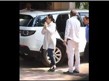 IN PICS: Kareena-Karisma And Other Start Arrive To See Last Glimpse Of Krishna Raj Kapoor