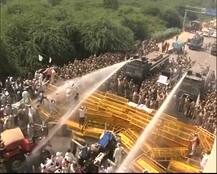 Farmers protest: Kisan Kranti Padyatra\'s warpath to Delhi, several injured after Police open lathicharge; SEE PICS