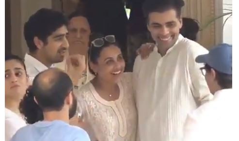 Bollywood Actors Aamir Khan, Rani Mukherji, Karan Johar spotted laughing at Krishna Raj Kapoor's funeral; get trolled heavily Aamir Khan, Rani Mukerji, Karan Johar get trolled for laughing at Krishna Raj Kapoor's funeral