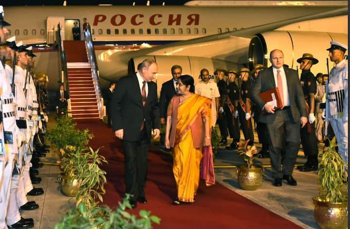 Russian President Valdimir Putin arrived in New Delhi on a two-day official visit for India Russia annual bilateral summit. He was received by foreign minister Sushma Swaraj./ Image: Twitter (MEAIndia)