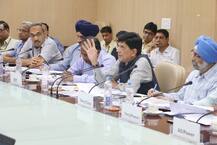 Rupee at 74 against dollar. Piyush Goyal says \'depreciated only 7% in 5 years\'