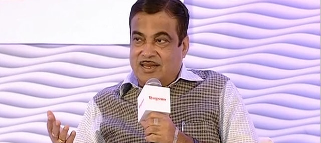 Law against parking on road coming soon; reward for sending pictures of illegal parking: Nitin Gadkari Law against parking on road coming soon; reward for sending pictures of illegal parking: Union transport minister Nitin Gadkari