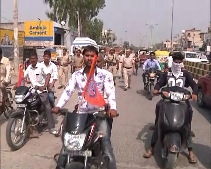 Some Hindu groups were seen this morning trying to shut down meat shops in the city. 
