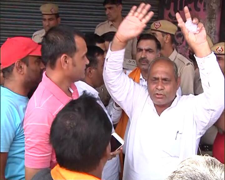The meat sellers ABP News spoke to said they have requested for a meeting with the district administration on Wednesday following which a decision will be made. Hindu groups on the other hand have also written to the administration accusing the meat sellers of operating without requisite licences. 