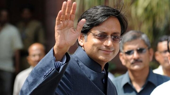 Farraro saga is back! Shashi Tharoor tweets about his new book; Leaves twitterati baffled over one word Farraro saga is back! Shashi Tharoor tweets about his new book; Leaves Twitterati baffled over one word