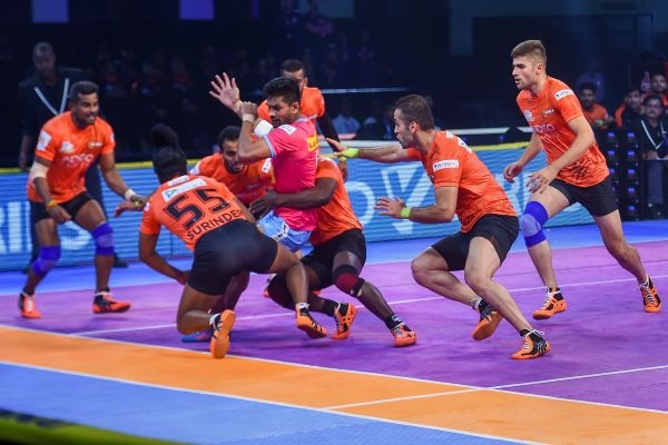 Pro Kabaddi League 2018: U Mumba register stunning victory, beat Jaipur Pink Panthers 39-32 Pro Kabaddi League 2018: U Mumba register stunning victory, beat Jaipur Pink Panthers 39-32