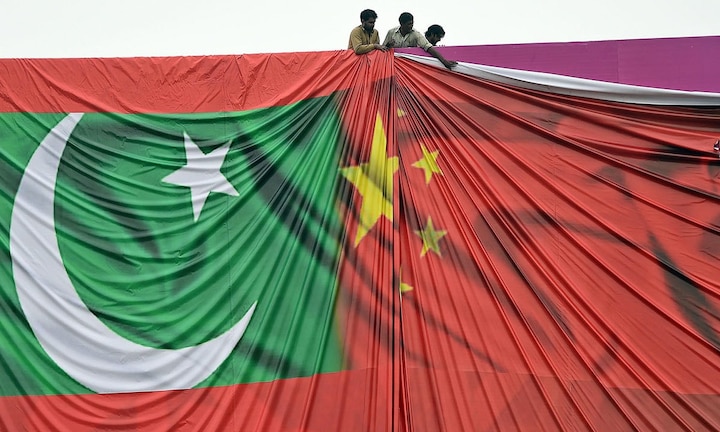 IMF should evaluate CPEC projects objectively while granting bailout package to Pakistan: China IMF should evaluate CPEC projects objectively while granting bailout package to Pakistan: China