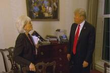 TROLLED! Trump\'s bizarre painting featuring him with Abraham Lincoln, Roosevelt and others leaves the internet in splits!