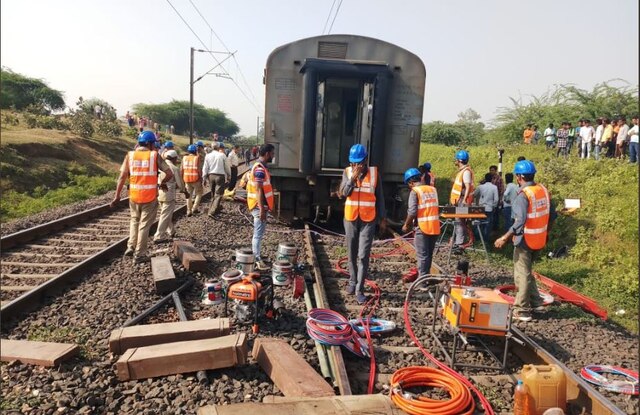 Truck hits Trivandrum Rajdhani heading towards Delhi; two coaches derail, one dead Truck hits Trivandrum Rajdhani, two coaches derail, one dead