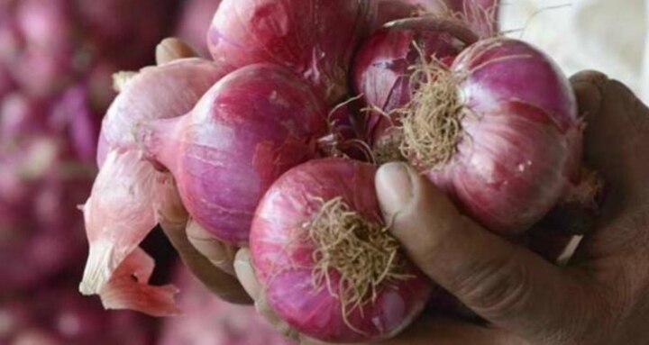 Onions prices on rise in Delhi wholesale markets Onions prices on rise in Delhi wholesale markets