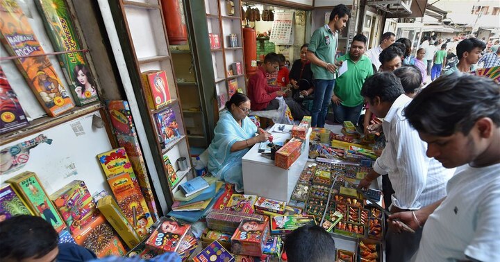 Environmentalists, doctors hail SC verdict on bursting firecrackers on Diwali Environmentalists, doctors hail SC verdict on bursting firecrackers on Diwali