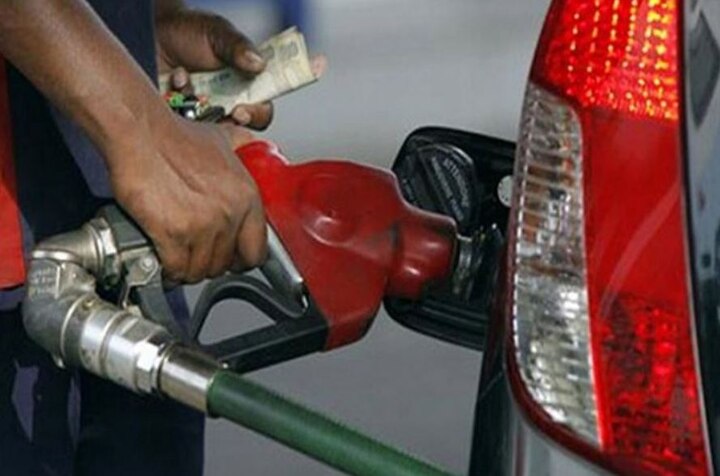 Petrol price in Delhi, Mumbai today witnesses decline; Diesel cost remains stable Petrol price in Delhi, Mumbai today witnesses decline; Diesel cost remains stable