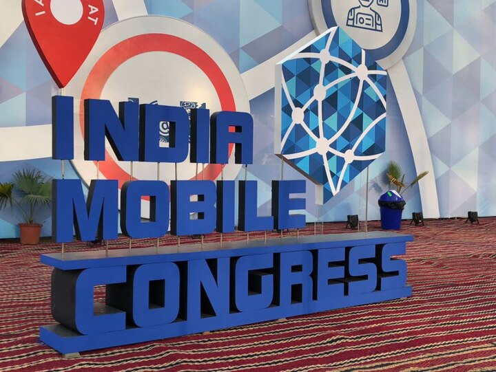 India Mobile Congress 2018: Mukesh Ambani says India will be fully 4G country by 2020; 'We are no longer behind any other country' says Sunil Mittal India Mobile Congress 2018: Mukesh Ambani says India will be fully 4G country by 2020; 'We are no longer behind any other country' says Sunil Mittal