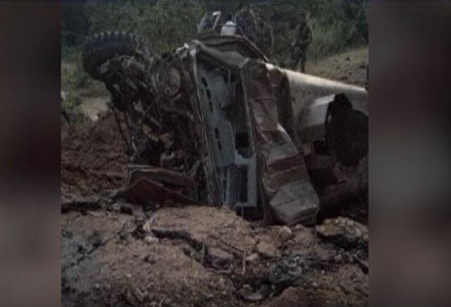 Chhattisgarh: Naxals blow up bullet-proof bunker vehicle, four CRPF personnel killed Chhattisgarh: Naxals blow up bullet-proof bunker vehicle, four CRPF personnel killed