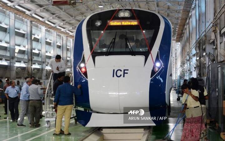 Fitted with CCTV cameras, Train-18 would have two executive compartments in the middle with 52 seats each, whereas trailer coaches would have 78 seats each. It has diffused lighting, automatic doors and footsteps besides GPS-based passenger information system. / AFP Images