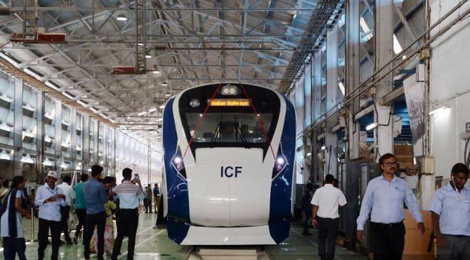 Chennai: India's first engine-less semi-high speed train - 