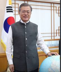 IN PICS: S Korea Prez Moon Jae-in posts picture wearing \'Modi Vest\' gifted by PM Modi; says they \'fit great\'