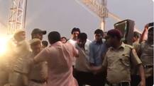 Watch: AAP MLA \'pushes\' Delhi BJP chief Manoj Tiwari during Signature Bridge event