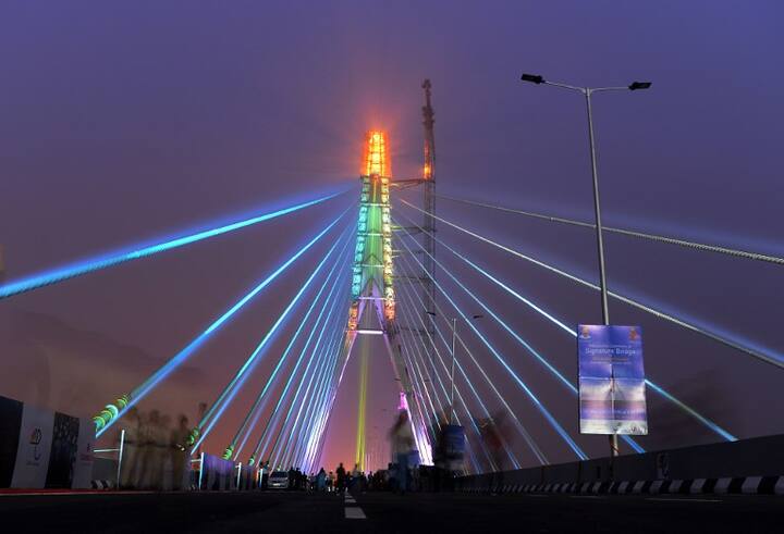 The pillar of the bridge which is visible from far away, known as pylon, is one of the most striking features of it. A pylon is a bar or rod that supports some structure, like a bridge or a highway overpass. The length of the pylon is 154 metres which is twice the length of Qutub Minar. AFP Photo