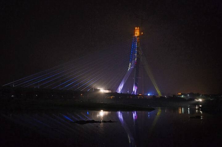 The bridge was inaugurated in the presence of Delhi Assembly Speaker Ram Niwas Goel, Deputy Chief Minister Manish Sisodia and Cabinet Ministers Imran Hussain, Satyendar Jain and Gopal Rai among others. AFP Photo