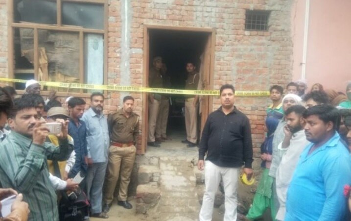 Meerut: Stressed over financial issues man kills daughter, wife; later commits suicide   Meerut: Stressed over financial issues man kills daughter, wife; later commits suicide