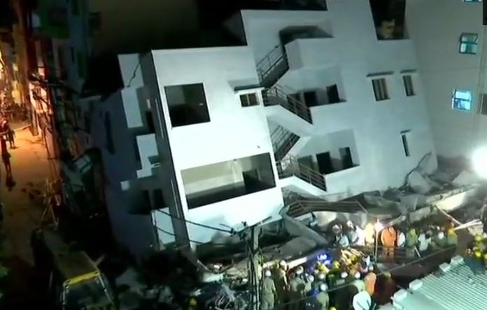 Bengaluru: Under construction building collapses in Thyagarajanagar Bengaluru: Under construction building collapses in Thyagarajanagar, many feared trapped