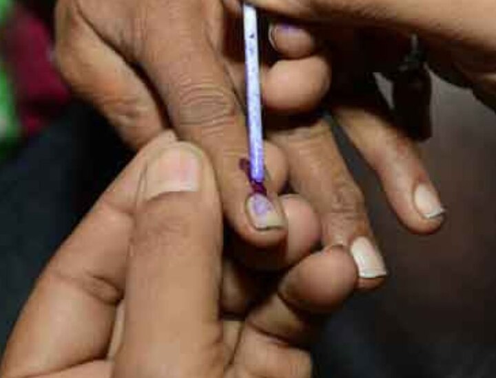 Chhattisgarh Elections 2018: Stage set for high-stakes poll battle in Naxal-hit state Chhattisgarh Elections 2018: Stage set for high-stakes poll battle in Naxal-hit state