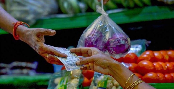 Good News! Lower food prices ease India's October retail inflation to 3.31 percent from 3.70 percent in September Good News! Lower food prices ease India's October retail inflation to 3.31%