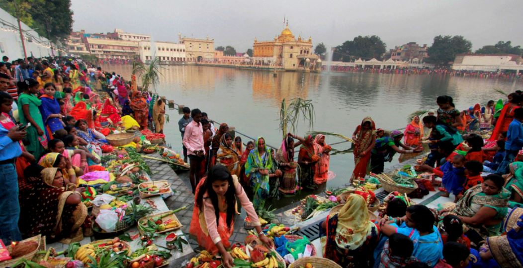 Chhath Puja 2018: Wishes, WhatsApp messages, SMS, greetings to send this Surya Shashthi; Know significance, importance of Chhathi