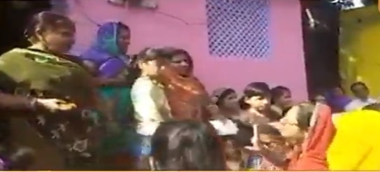 MP elections: Angry woman lashes out at CM Shivraj's wife Sadhna Singh, says 'you killed me of thirst' MP elections: Angry woman lashes out at CM Shivraj's wife Sadhna Singh, says 'you killed me of thirst'