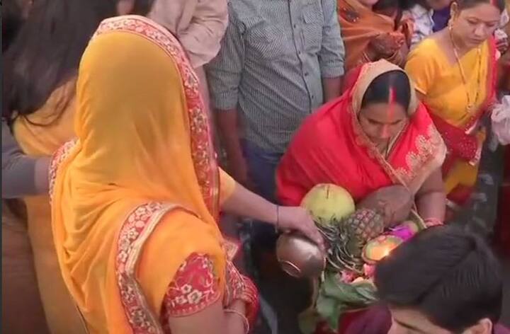 Image from Bihar's Patna College Ghat. Chhath is the biggest festival in Bihar which is celebrated at a grand scale. / Image: ANI