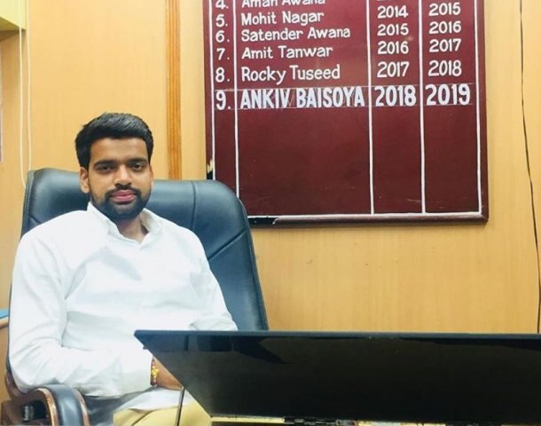 Fake Degree Row: Delhi Students' Union President Ankiv Baisoya sacked by ABVP Fake Degree Row: Delhi Students' Union President Ankiv Baisoya suspended by ABVP