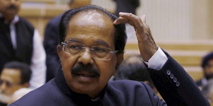 Veerappa Moily bats for Opposition unity against NDA; Terms Rahul Gandhi as best 'PM material' Veerappa Moily bats for Opposition; Terms Rahul Gandhi as best 'PM material'