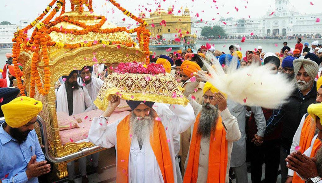 Guru Nanak Jayanti 2018: Guru Nanak Jayanti Wishes, Quotes, whatsapp messages, SMS, images