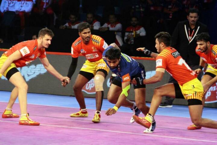 Pro Kabaddi League 2018: Gujarat Fourtunegiants hammer Harayan Steelers 40-31 to end home leg Pro Kabaddi League 2018: Gujarat Fourtunegiants hammer Harayan Steelers 40-31 to end home leg