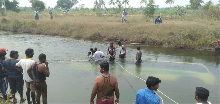 Karnataka: 25 dead after bus with school kids falls into 20 feet canal Karnataka: 25 dead after bus with school kids falls into 20 feet canal, CM Kumaraswamy announces compensation of Rs 5 lakh