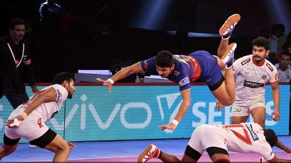 Pro Kabaddi League 2018: Haryana Steelers beat Dabang Delhi 34-27   Pro Kabaddi League 2018: Haryana Steelers beat Dabang Delhi 34-27