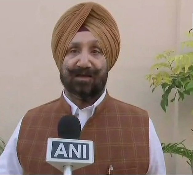 Harsimrat called Sidhu a 'qaum ka gaddar', now with what face will she go to Pakistan: Punjab Minister Harsimrat called Sidhu a 'qaum ka gaddar', now with what face will she go to Pakistan: Punjab Minister