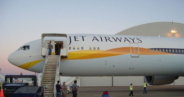 Jet Airways layoffs: Airline fires 16 more people to cut cost Jet Airways layoffs: Airline fires 16 more people to cut cost