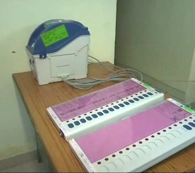 Madhya Pradesh elections: Faulty EVMs, VVPATs hinder smooth polling; Congress alleges defective machines in areas favouring it MP Election: Faulty EVMS, VVPATs reported; Cong alleges defective machines in areas favouring party