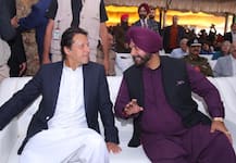 Hope peace doesn\'t have to wait until Navjot Sidhu becomes India PM, quips Imran Khan