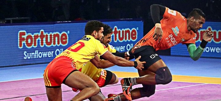 Pro Kabaddi League: U Mumba beat Gujarat Fortunegiants Pro Kabaddi League: U Mumba beat Gujarat Fortunegiants