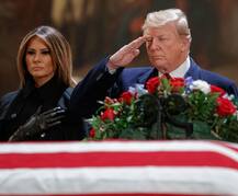 PHOTOS: Tributes Pour In George HW Bush\'s State Funeral At Capitol Rotunda