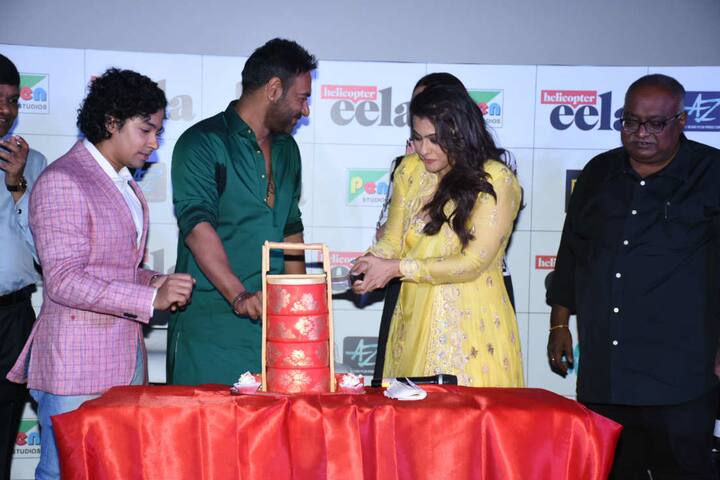 The actress was in a jolly mood as she cuts her birthday cake at 'Helicopter Eela' trailer launch event. (Photo: Photo: Manav Manglani)