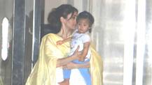 Soha Ali Khan with daughter Inaaya Naumi Kemmu at mama Saif Ali Khan's house!