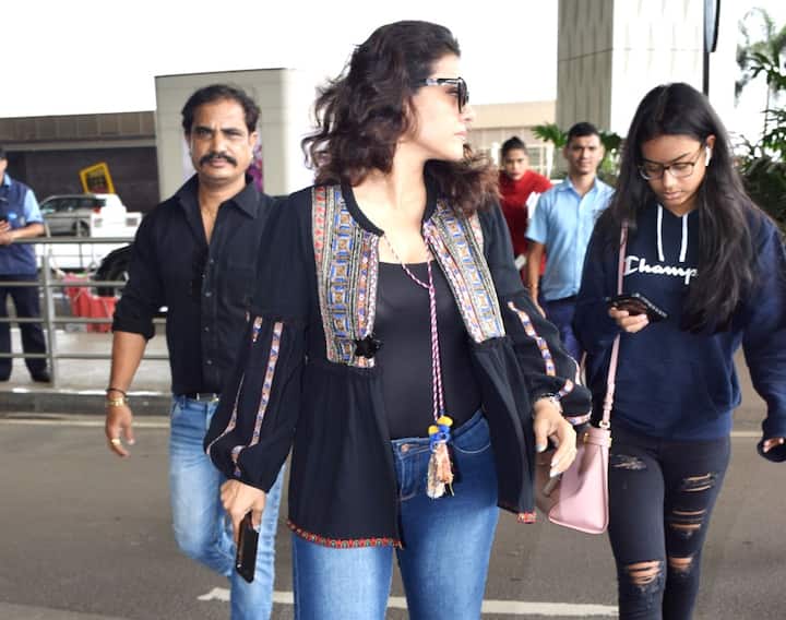 The elder child Nysa was born to Kajol and Ajay 4 years after their marriage, on Apirl 20th, 2003. Her younger brother Yug arrived 7 years later on 13th September, 2010. Ajay-Kajol had tied the knot in 1999 on February 24th, 1999.
